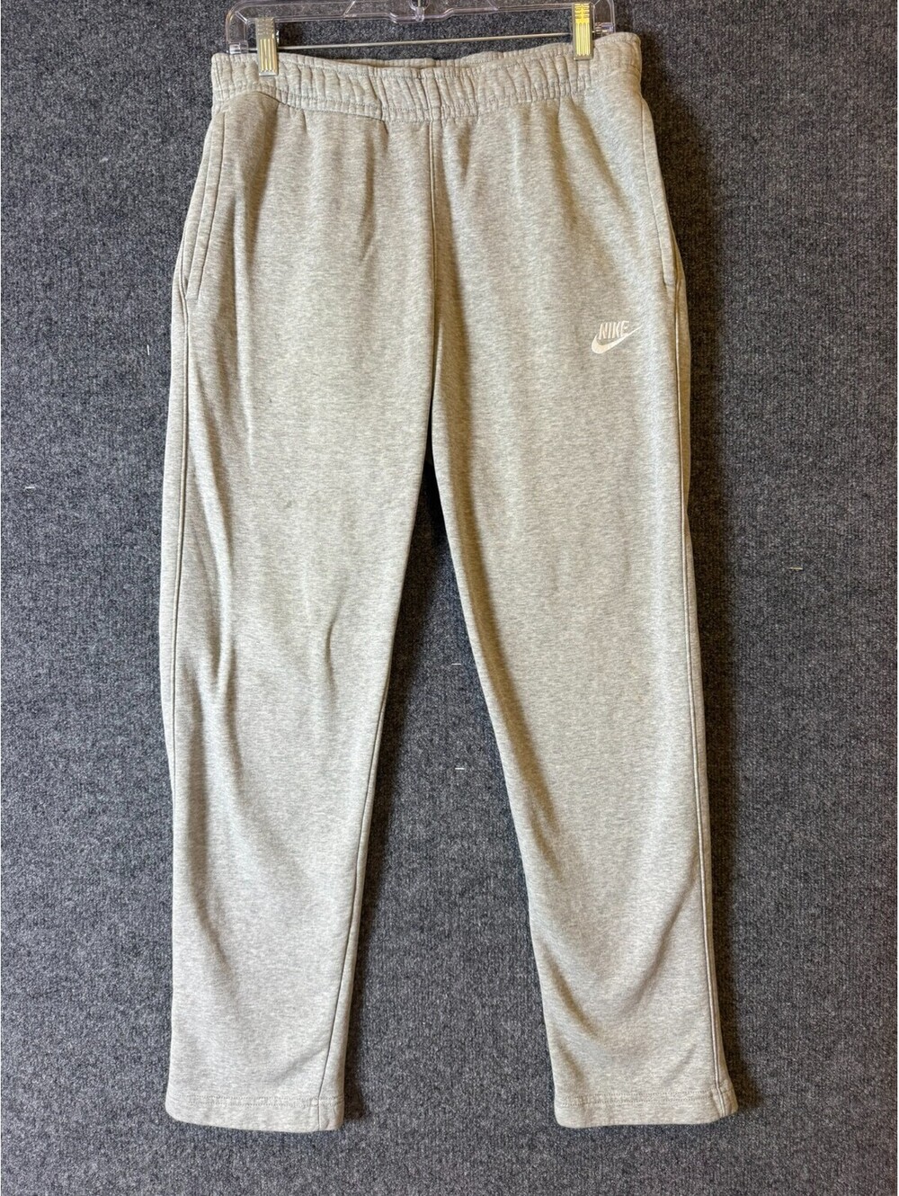 Nike Club Fleece Sweatpants Mens Medium Grey Open Hem Fleece Joggers